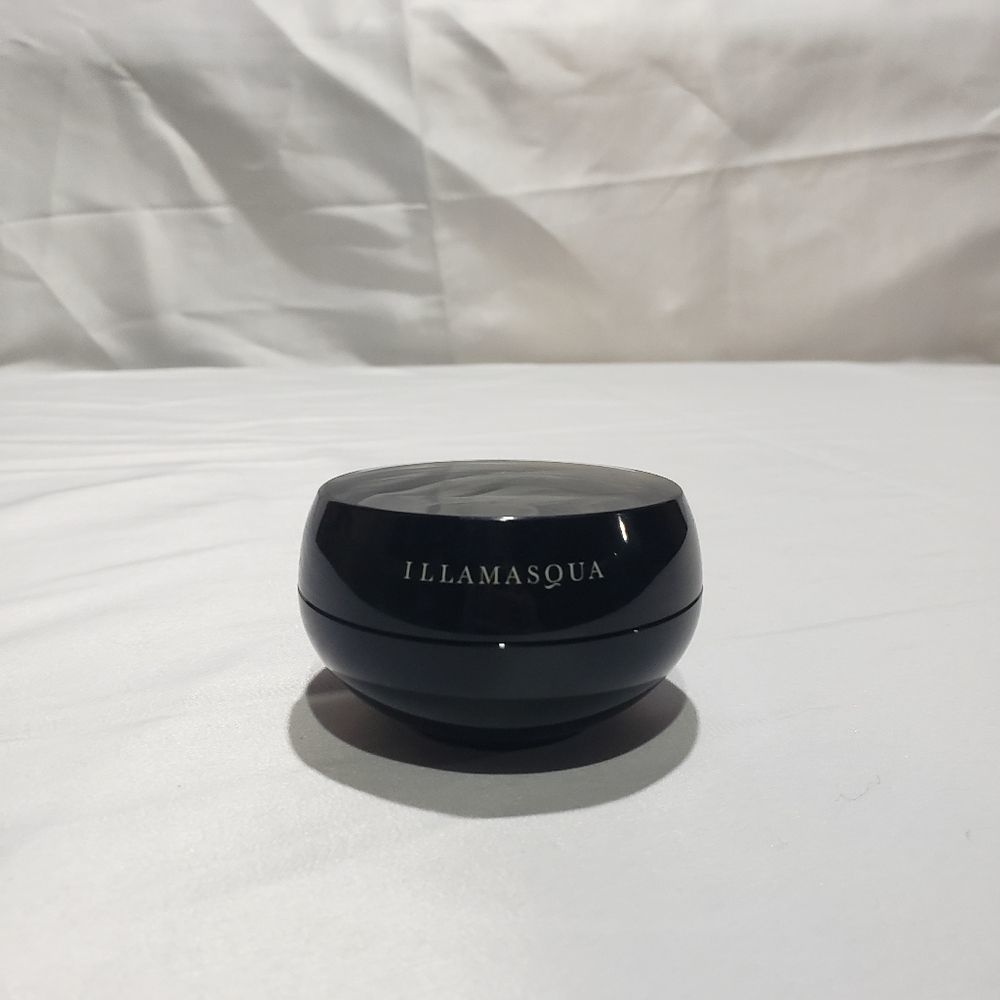 Illamasqua Hydra Veil